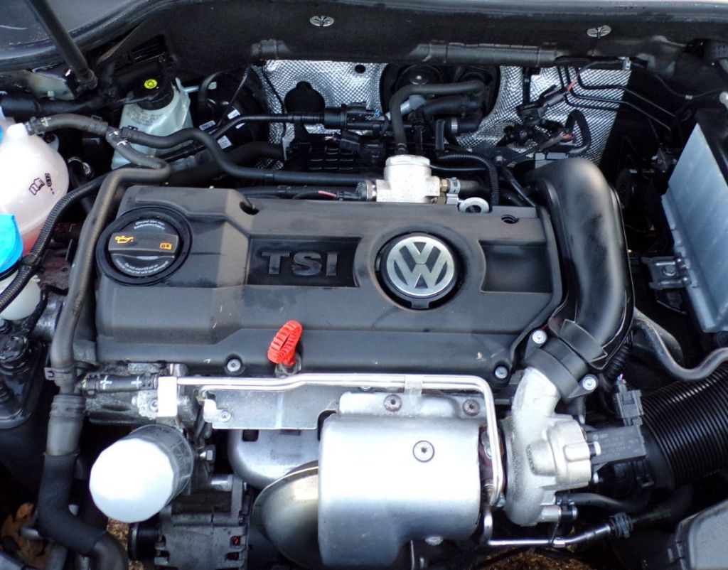 Volkswagen (VW) () CBZA:  