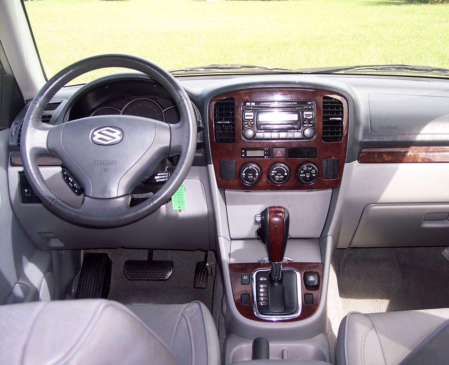 Suzuki () XL-7 I:  