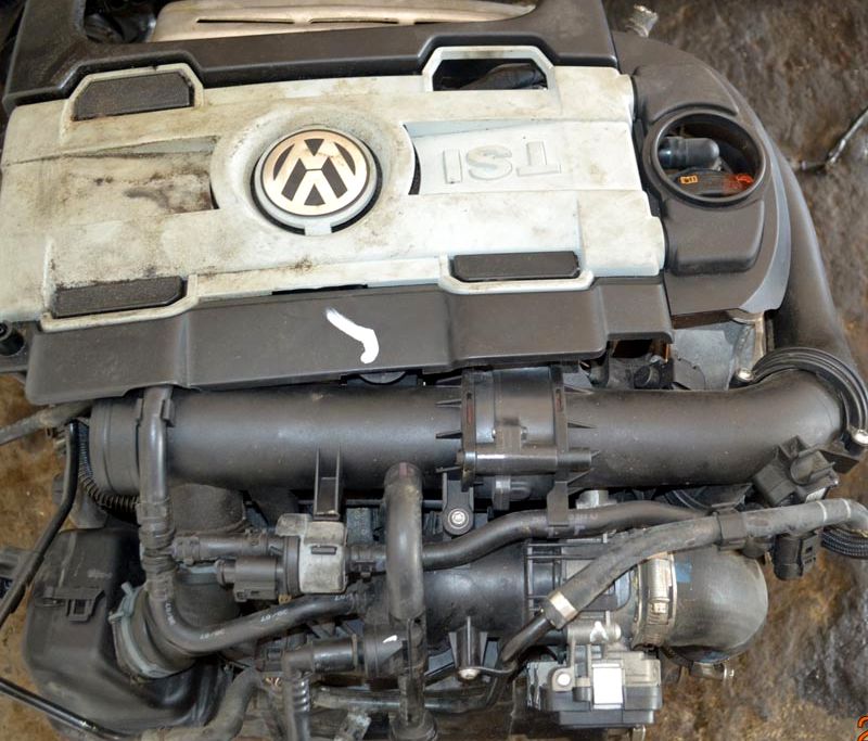 Volkswagen (VW) () CAXA:  