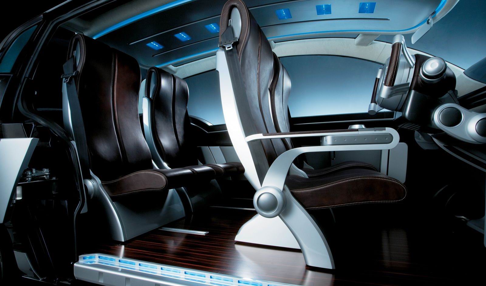 Suzuki () Ionis Concept:  
