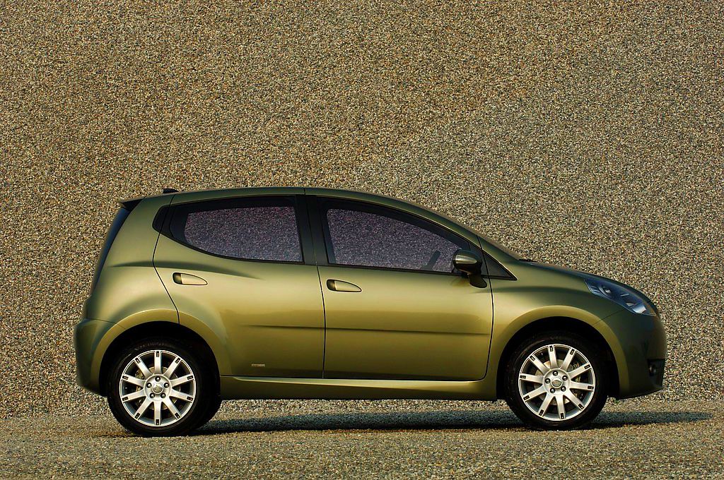 Daihatsu () D-Compact X-Over Concept:  