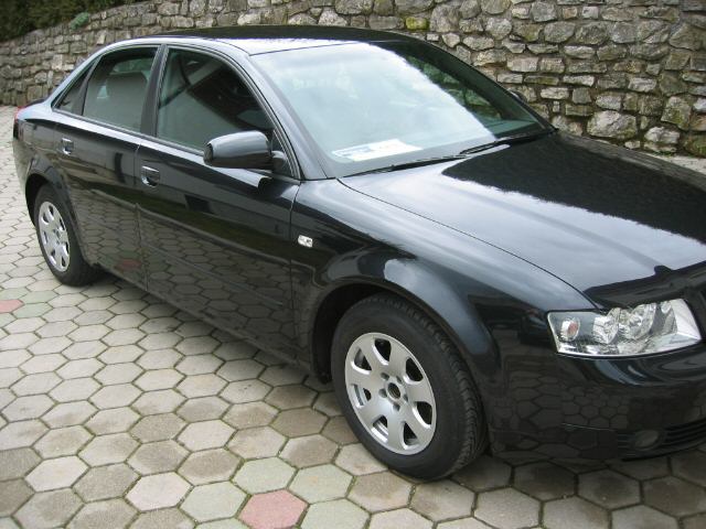 Audi () A4 II (8E2, B6), S4:  