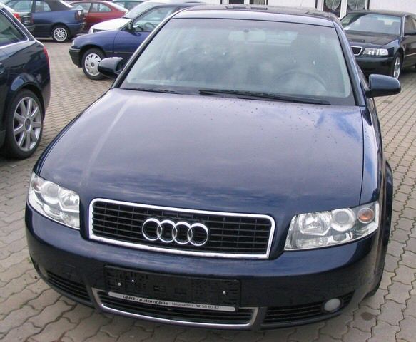 Audi () A4 II (8E2, B6), S4:  