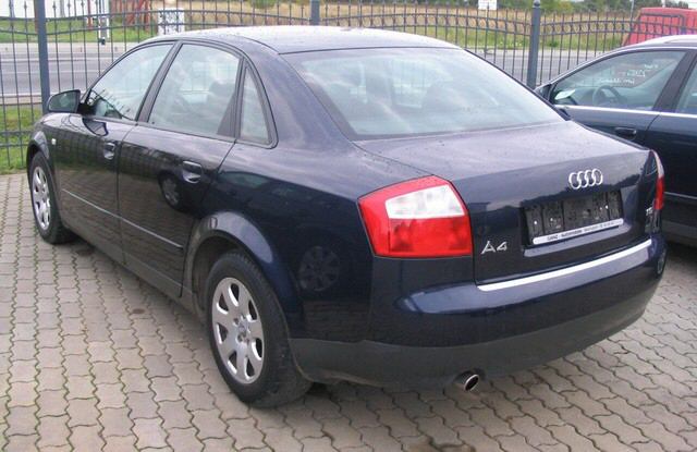 Audi () A4 II (8E2, B6), S4:  