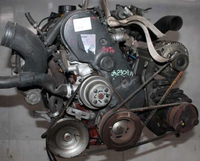 Volvo () B230FT:  