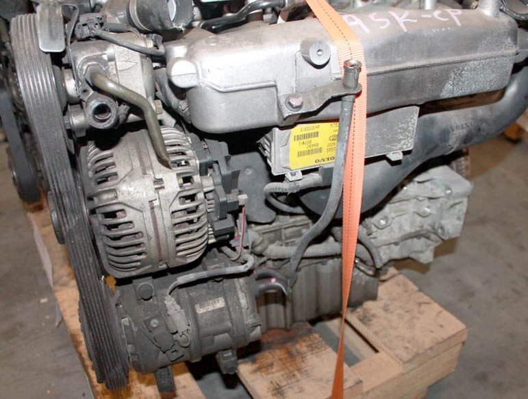 Volvo () B5254T:  