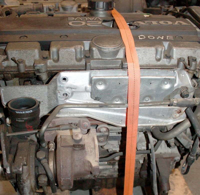 Volvo () B5254T:  