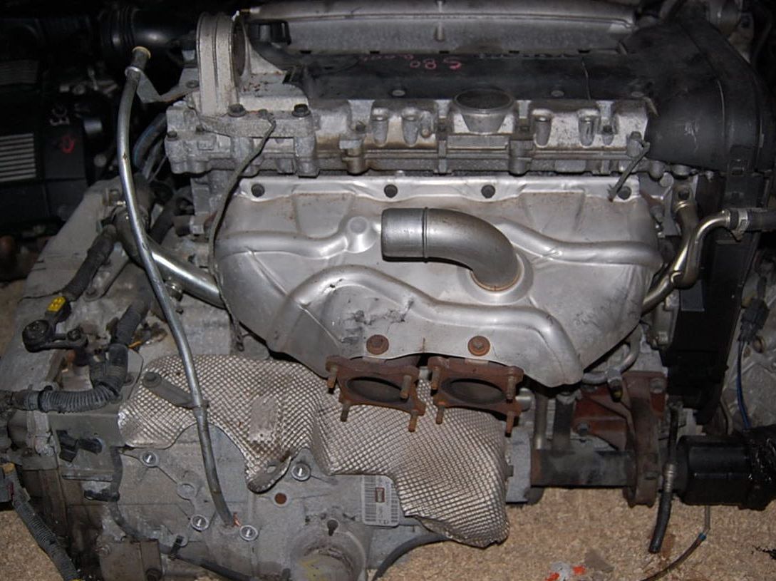 Volvo () B6304S3:  