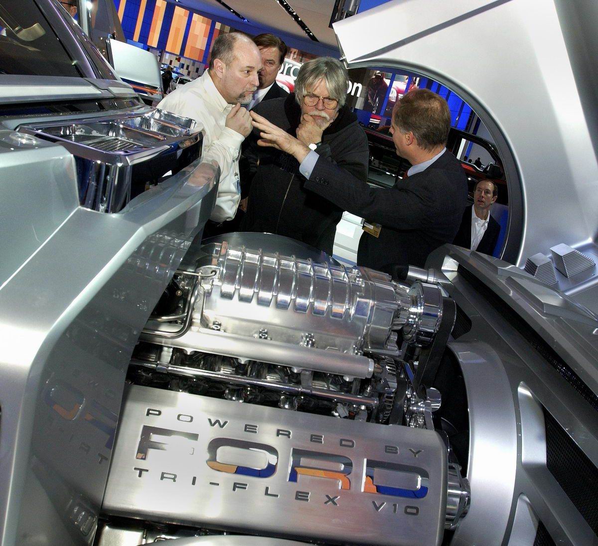 Ford () F-250 Super Chief Concept  :  