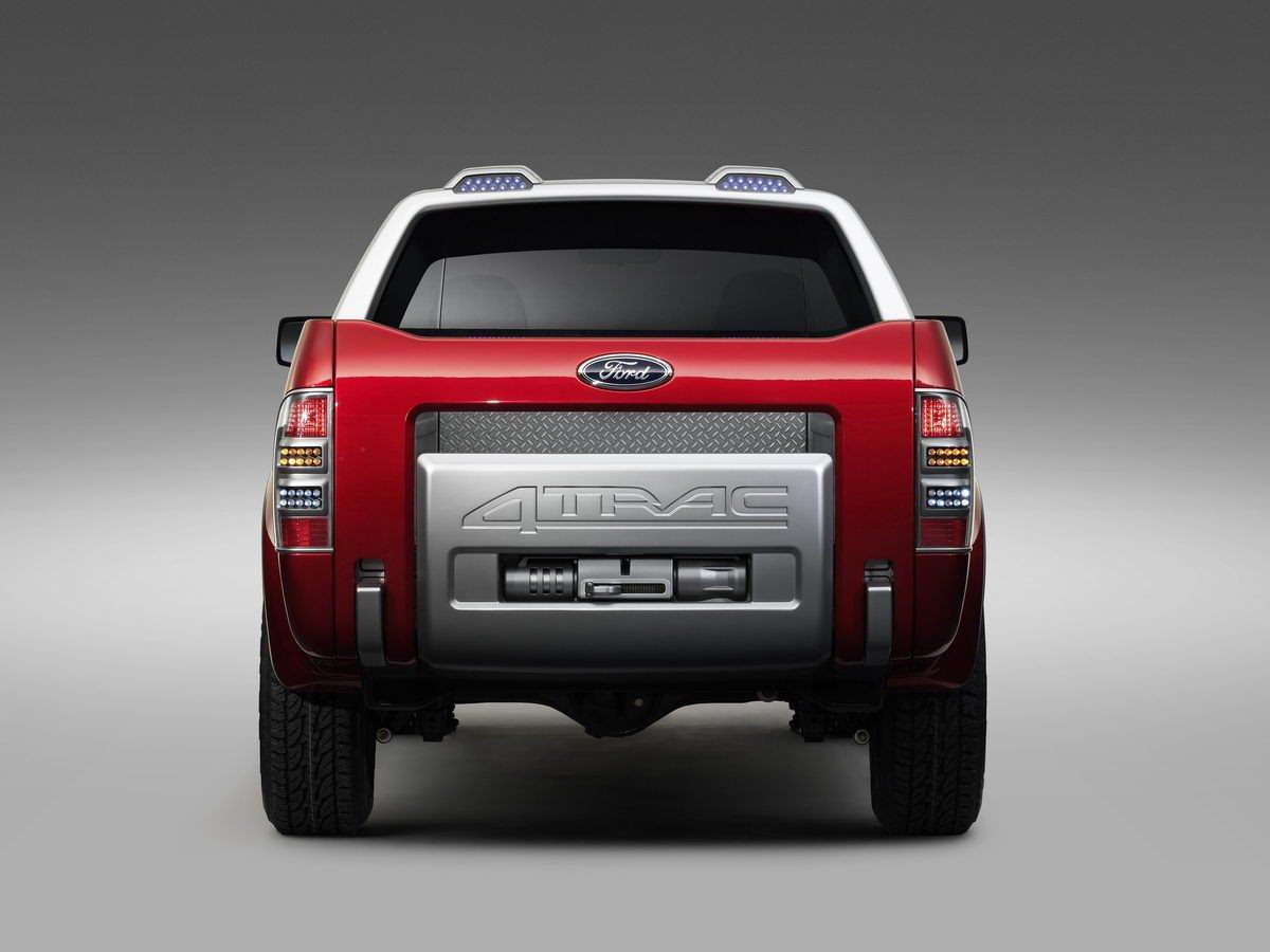 Ford () 4-Trac:  