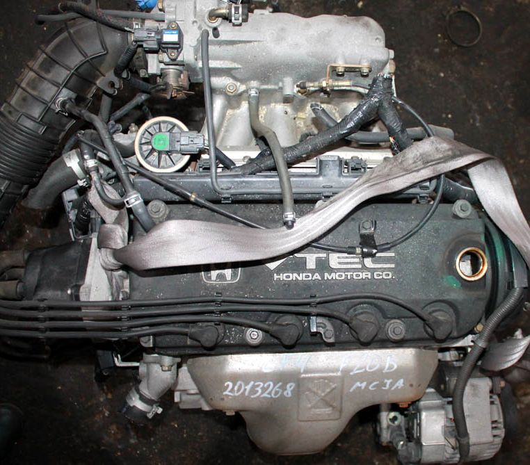 Honda () F20B (SOHC):  