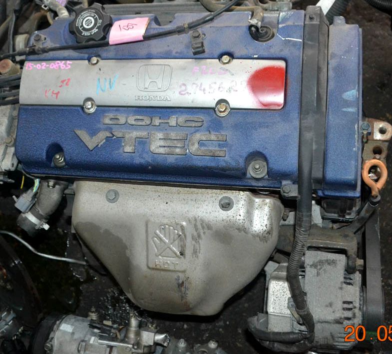 Honda () F20B (DOHC):  