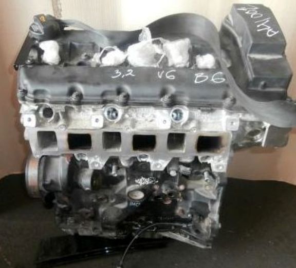 Volkswagen (VW) () AXZ:  