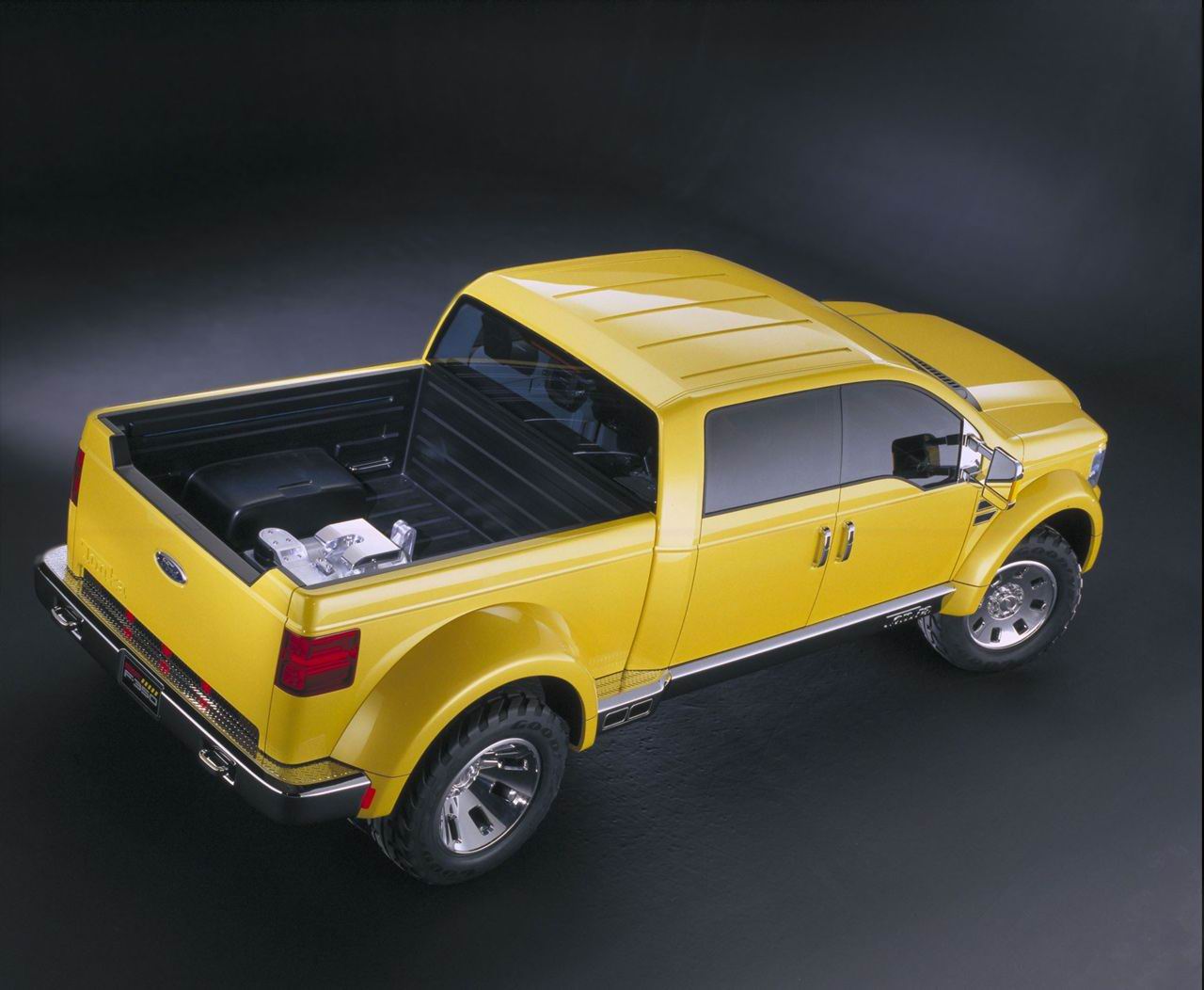 Ford () F-350 Tonka:  