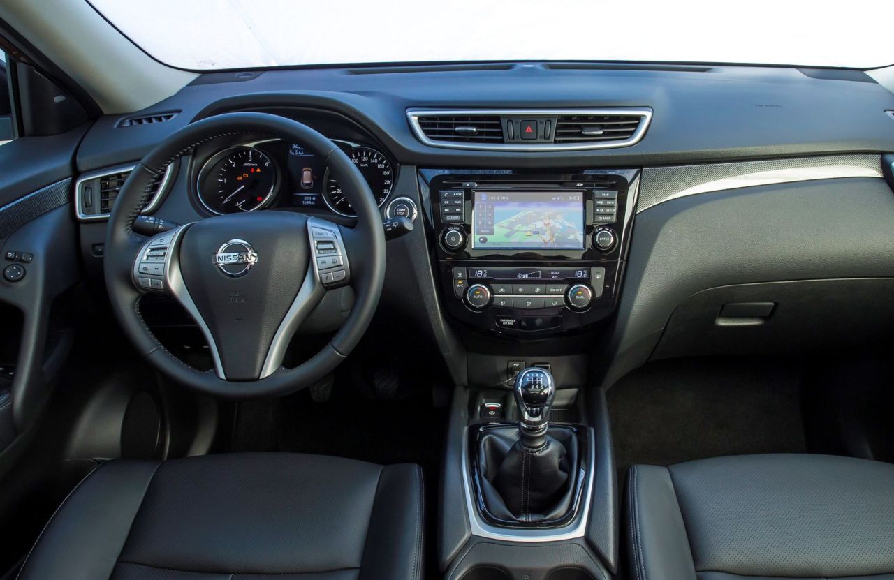 Nissan () X-Trail III (T32):  