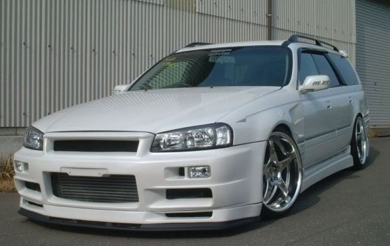 Nissan () Stagea I (C34):  