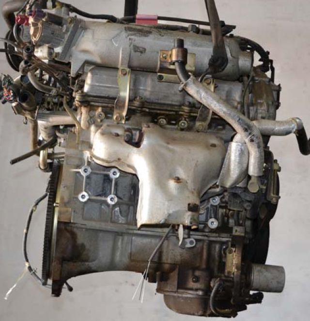 Nissan () VQ25DE:  