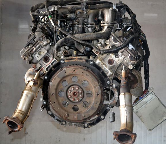 Infiniti () VH45DE:  
