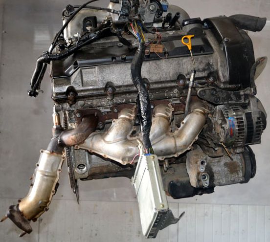 Infiniti () VH45DE:  