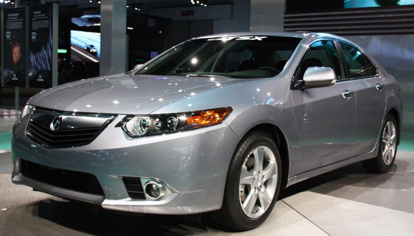 Acura () TSX II:  