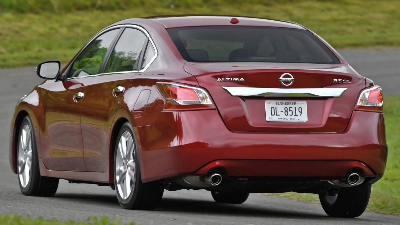 Nissan () Altima V (L33):  