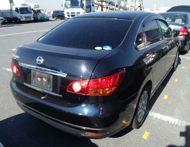 Nissan () Bluebird Sylphy II (G11):  
