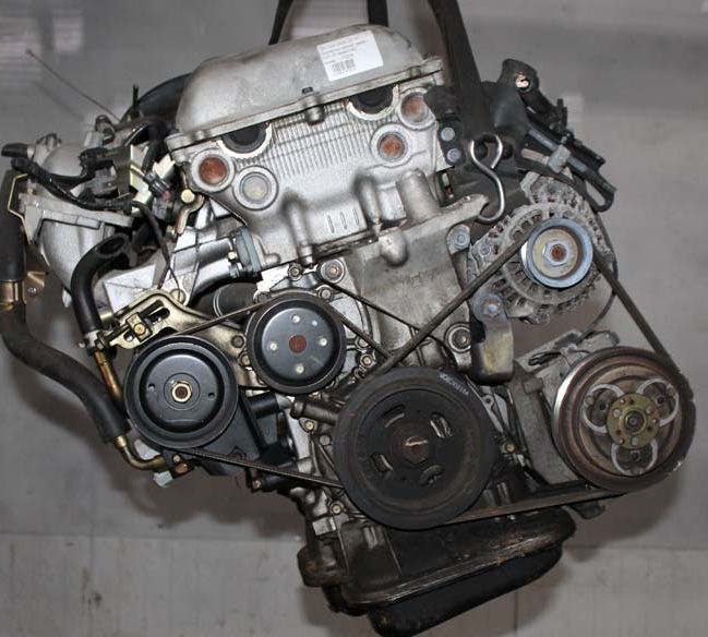 Nissan () SR20DE (P11, P12, C24, N30, U14):  