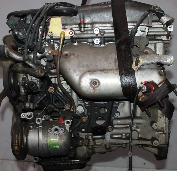 Nissan () SR20DE (S13, S14):  