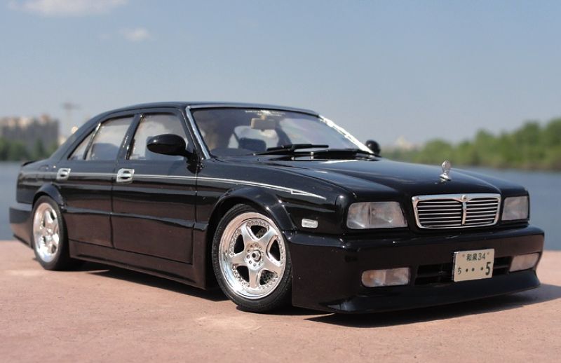 Nissan () Cima II (Y32):  