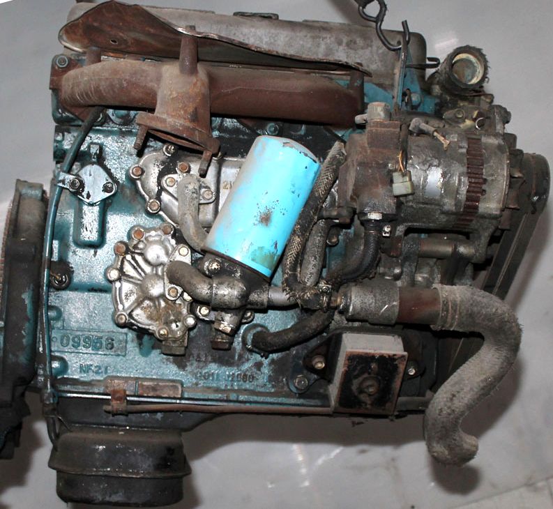 Nissan () ED30 (ED304):  