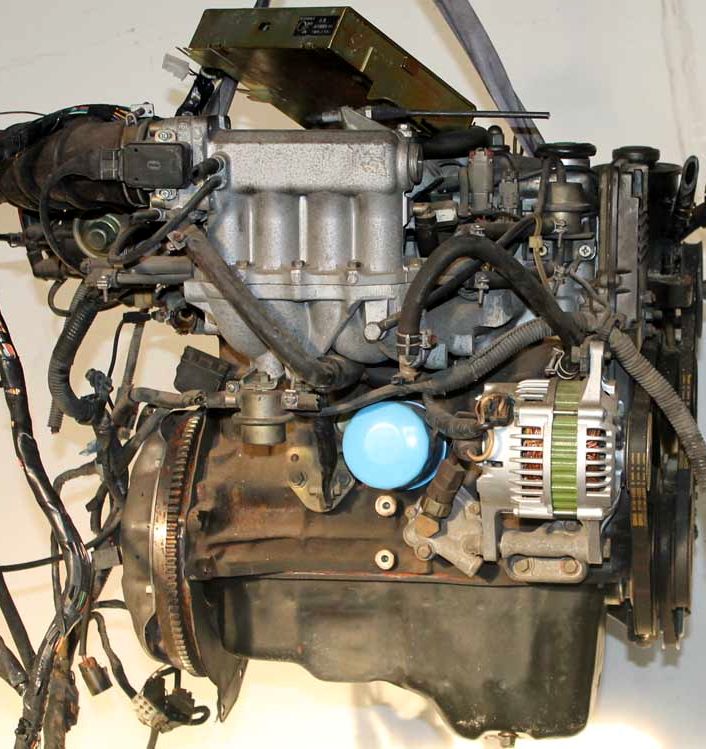 Nissan () E15E:  