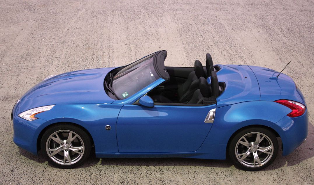 Nissan () Fairlady Z (Z34):  