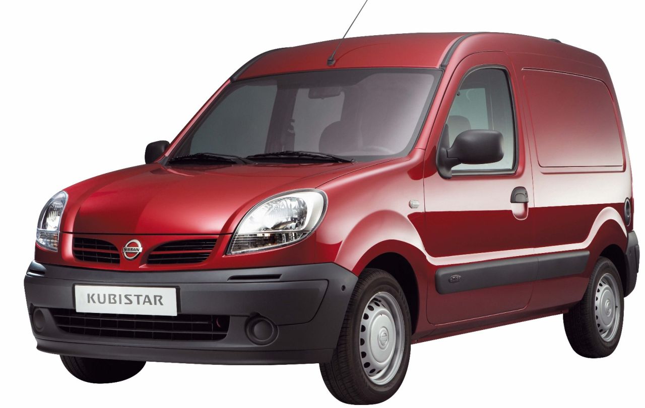 Nissan () Kubistar (X76, X80):  