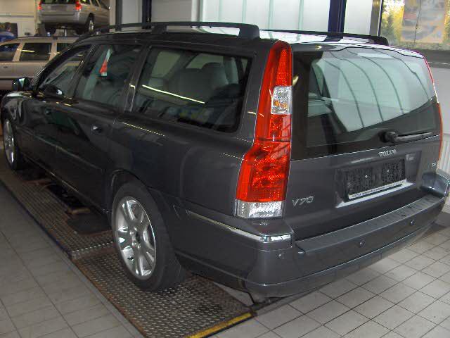 Volvo () V70 II (P80_):  
