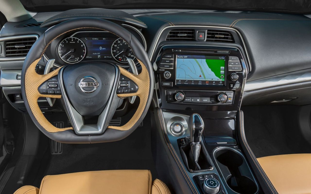 Nissan () Maxima VII (A36):  