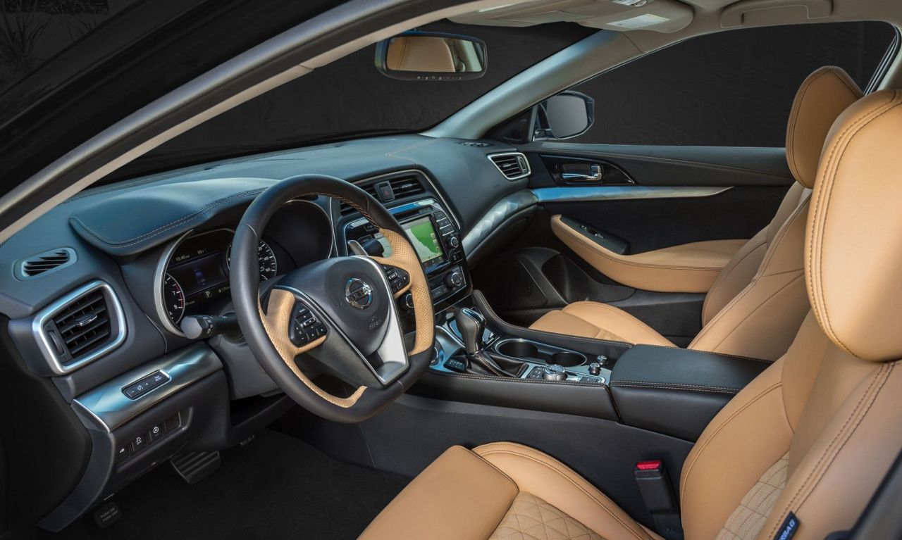 Nissan () Maxima VII (A36):  