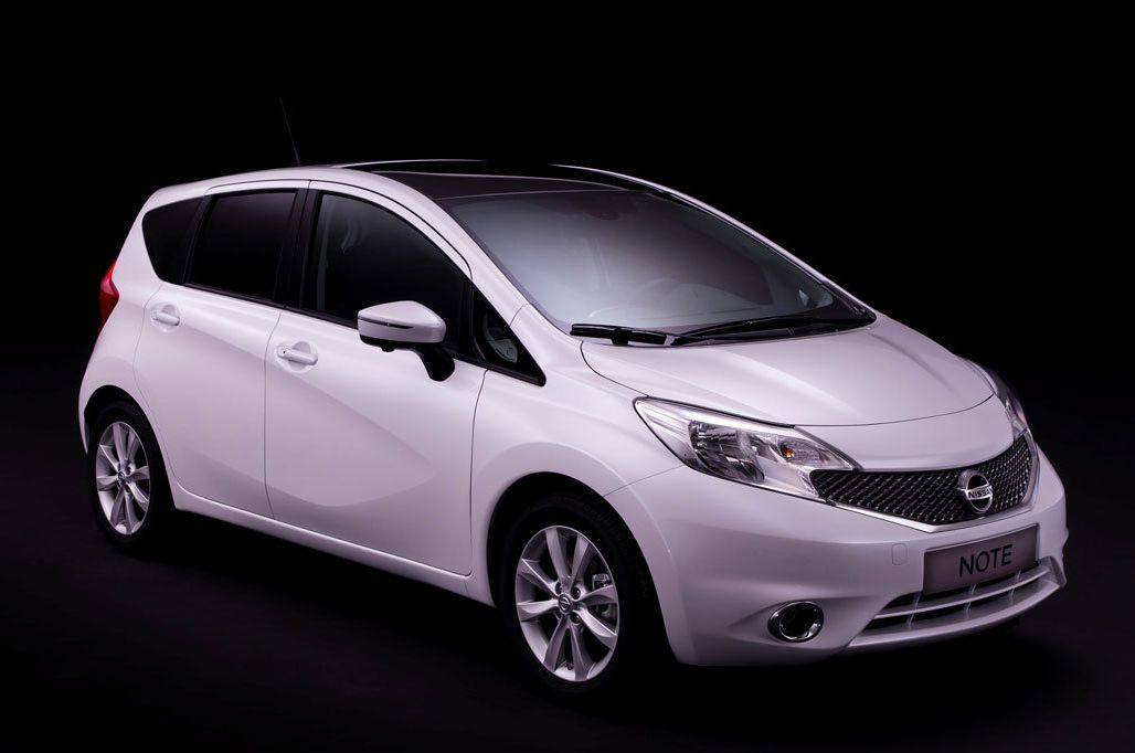 Nissan () Note II (E12):  