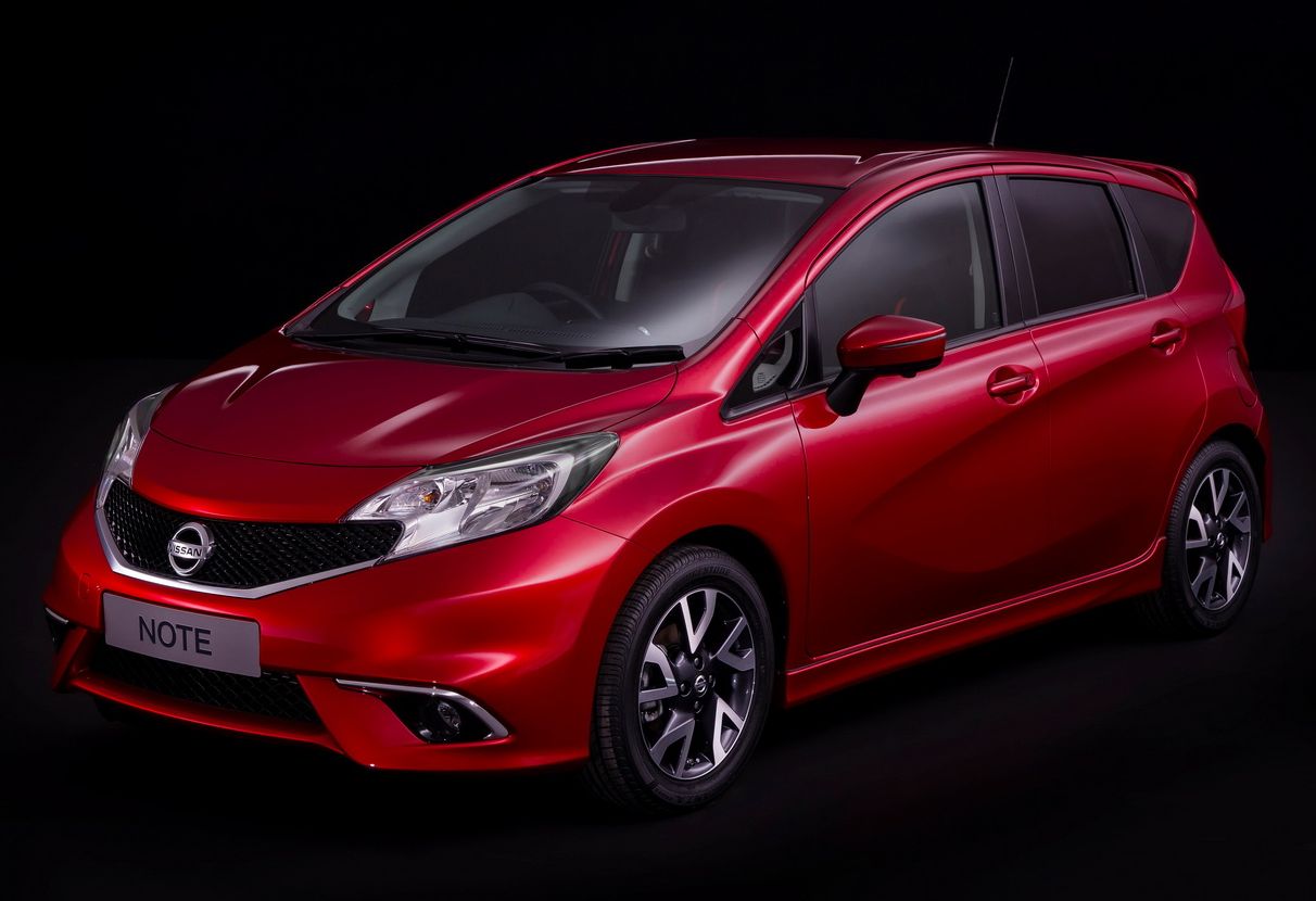 Nissan () Note II (E12):  