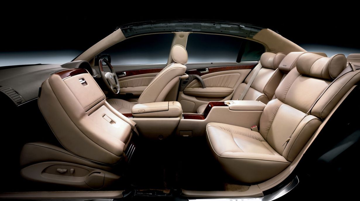 Nissan () President IV (PGF50):  