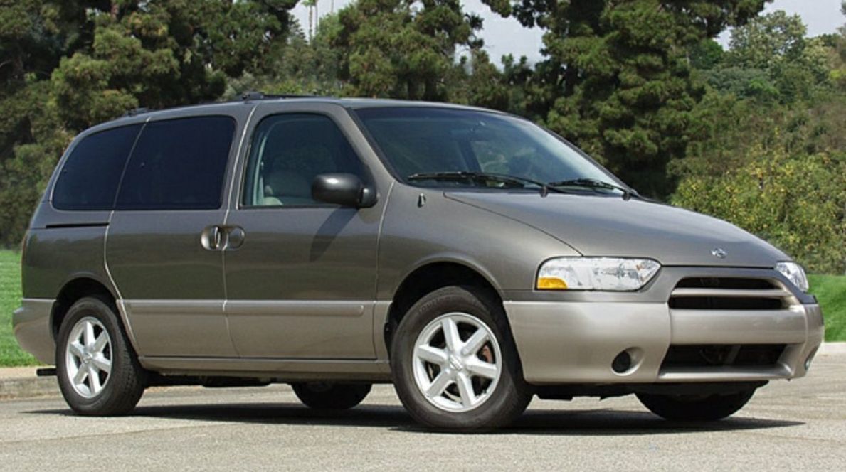 Nissan () Quest II (V41):  