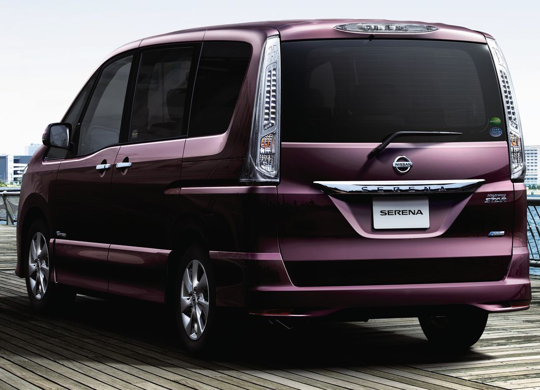 Nissan () Serena IV (C26):  