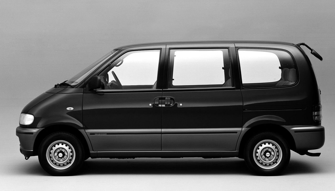 Nissan () Serena I (C23):  
