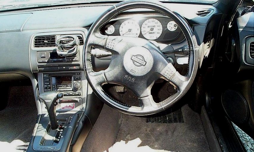 Nissan () Silvia V (S13):  