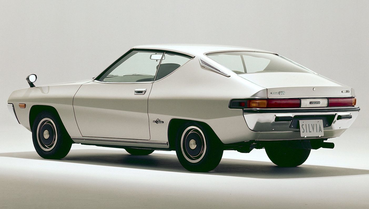 Nissan () Silvia II (S10):  