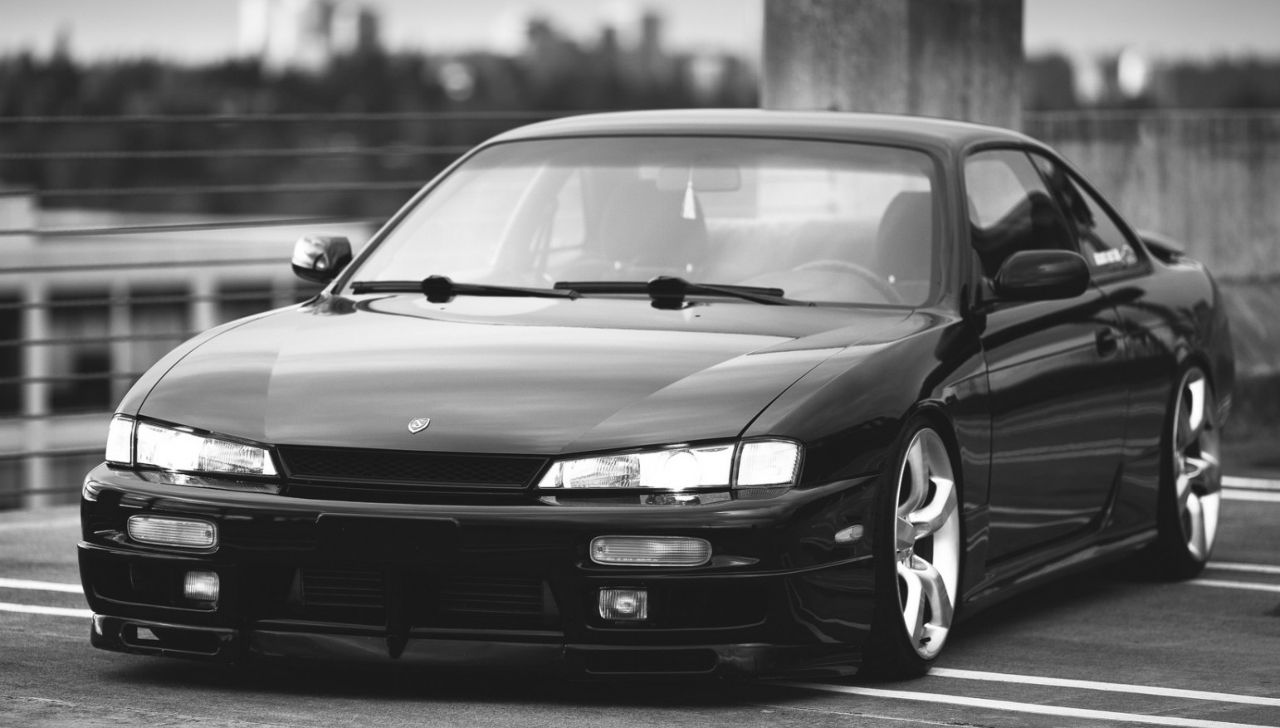 Nissan () Silvia VI (S14):  