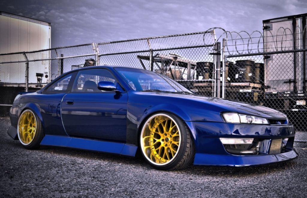 Nissan () Silvia VI (S14):  