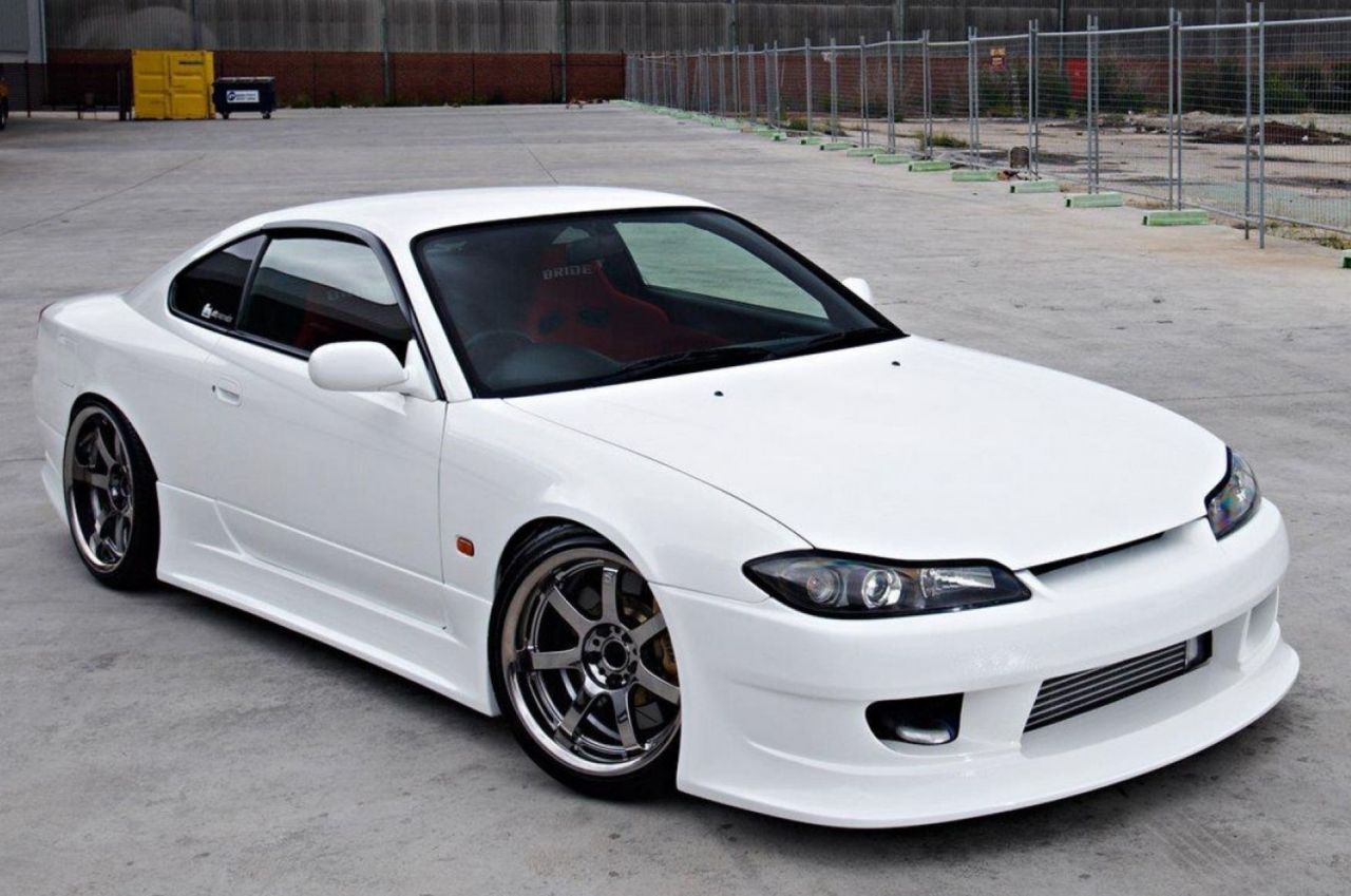 Nissan () Silvia VII (S15):  