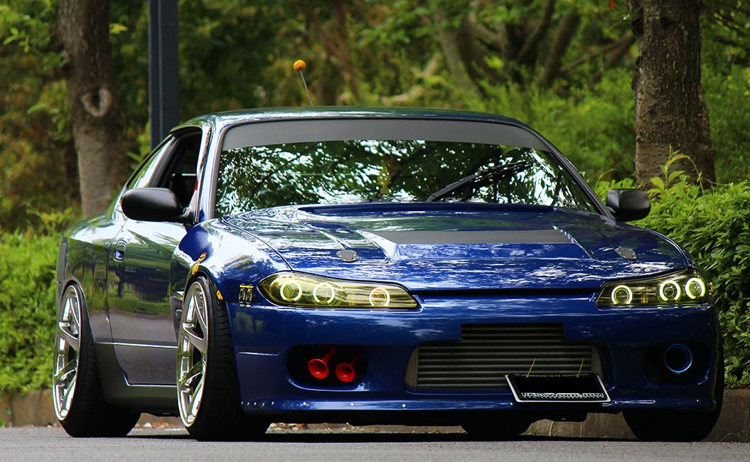 Nissan () Silvia VII (S15):  