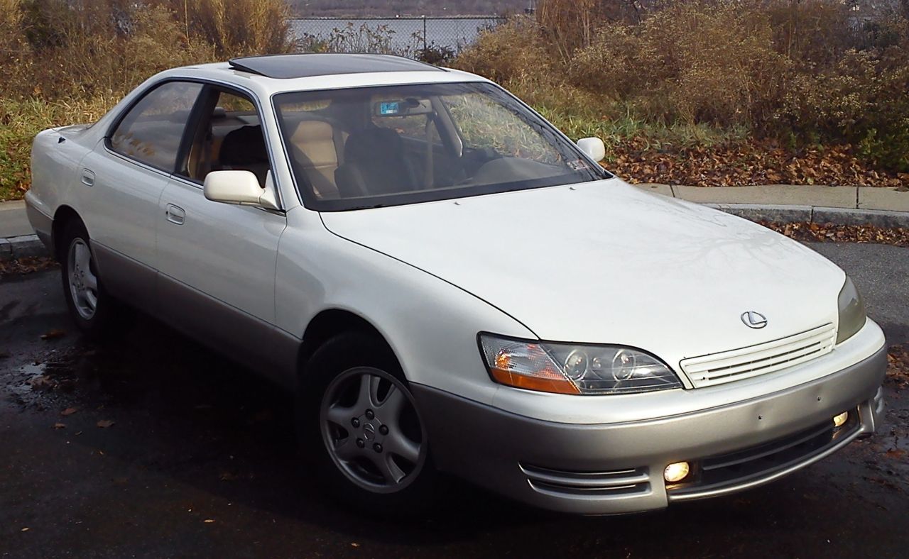 Lexus () ES II (XV10):  