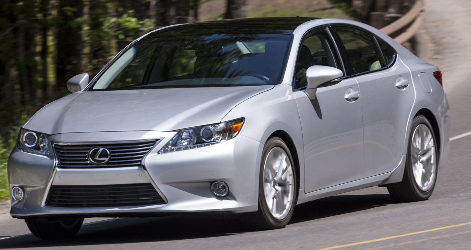 Lexus () ES VI (XV60):  